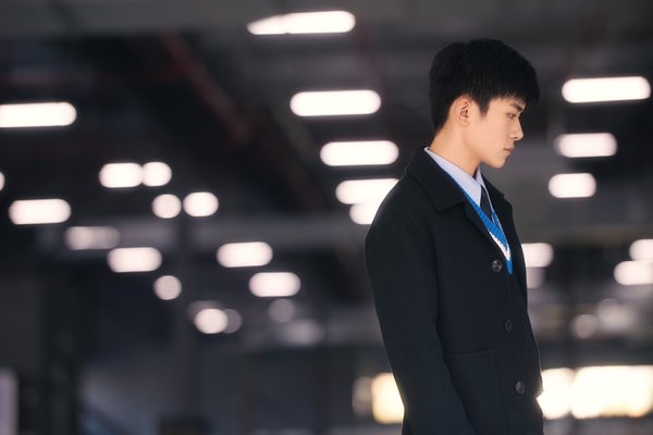 抖音蓝线合拍图片素材-抖音蓝线合拍背景图片