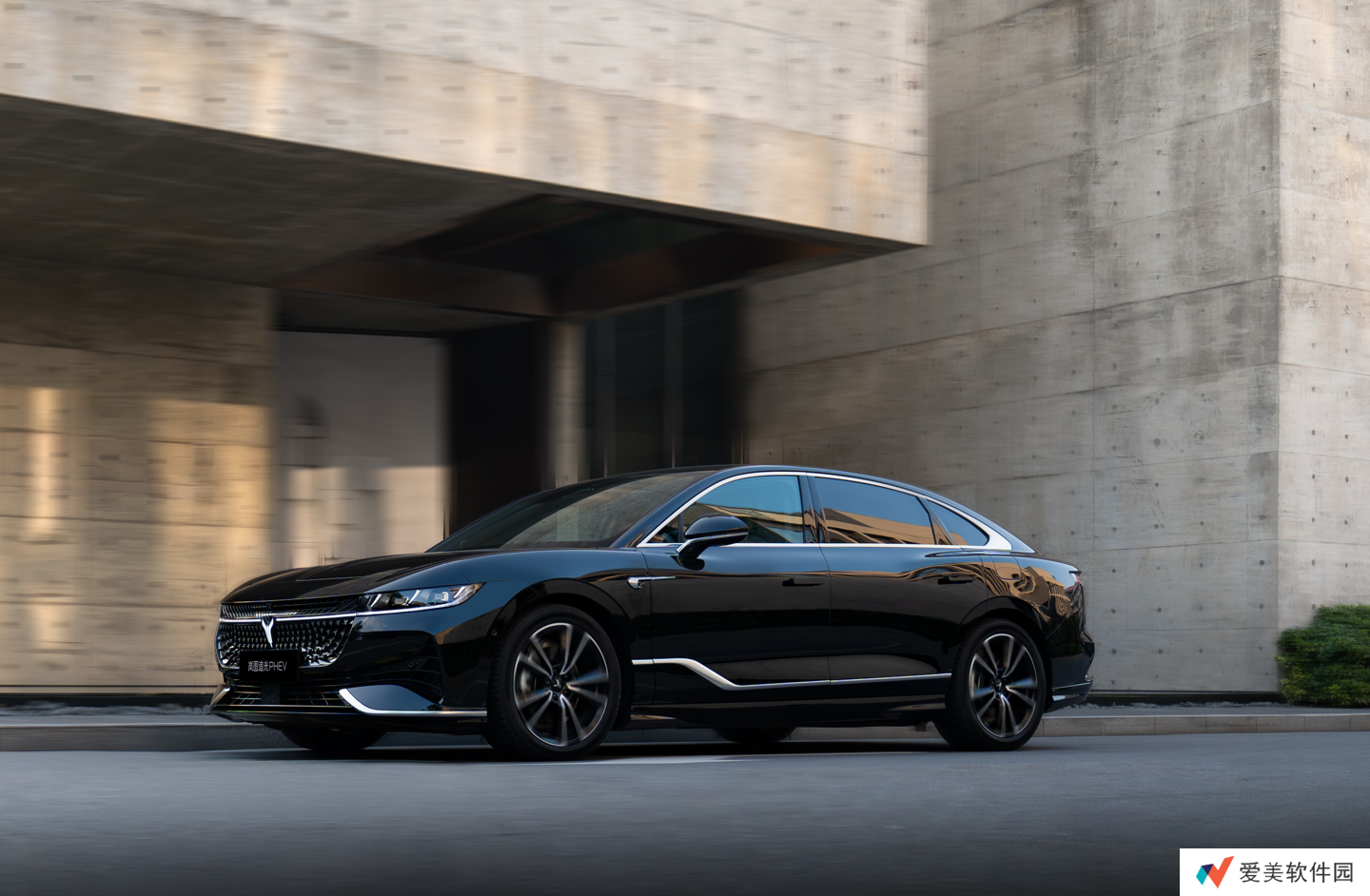 湖北：力争今年实现年产百万辆新能源汽车